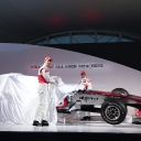 vodafone_mclaren_mercedes_mp4-25_launch_07